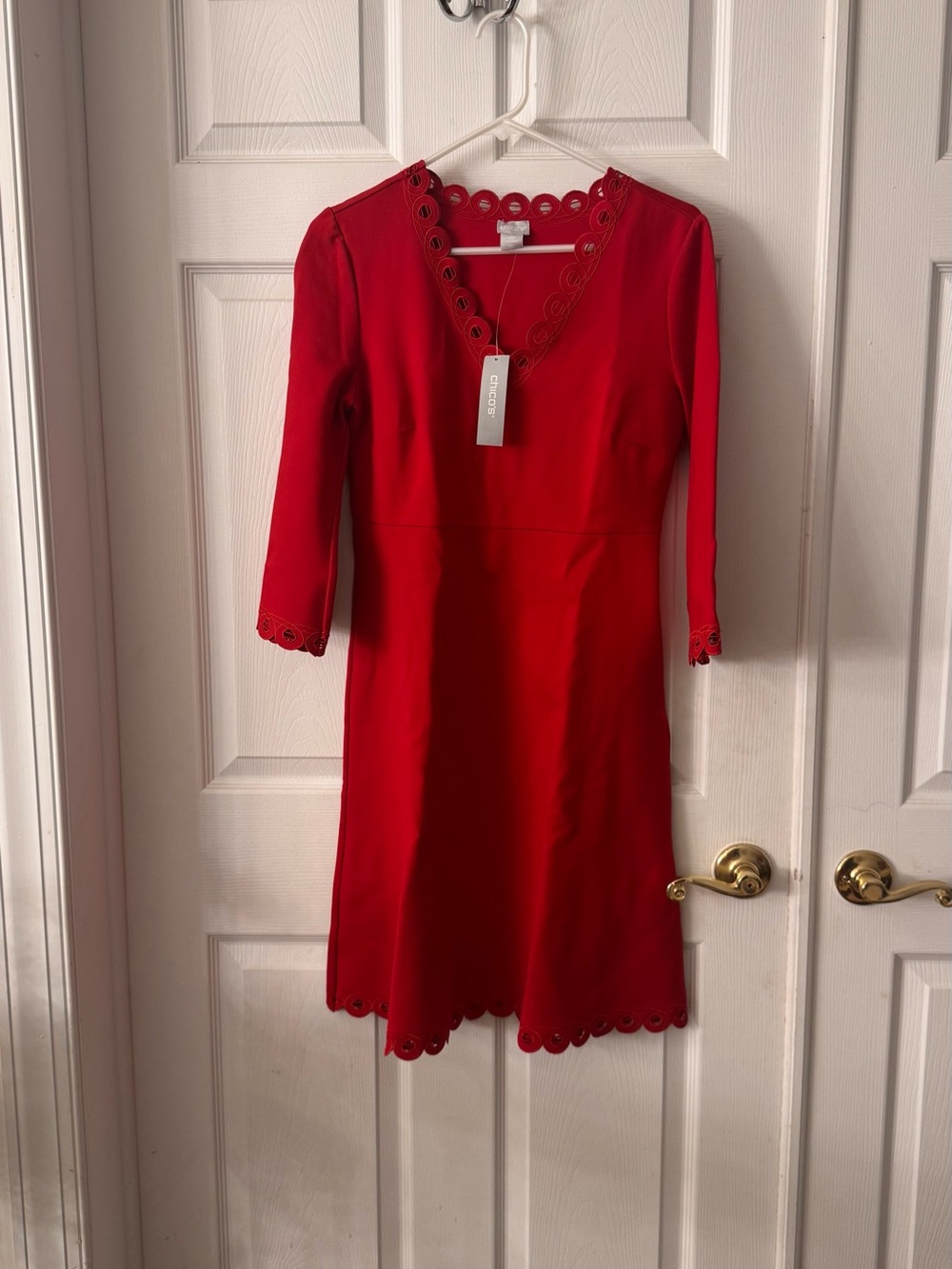 Chico's Red Scalloped Cutout Trim Ponte Dress 3/4 Sleeve Size 00 (US 4) NWT